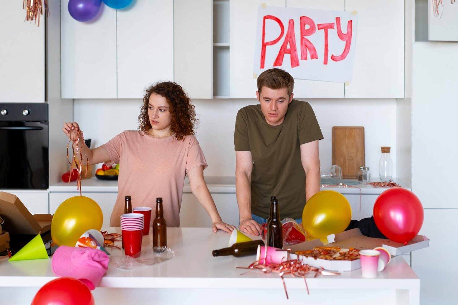 Planning a Birthday Party at Home vs a Venue: Entertainment Considerations